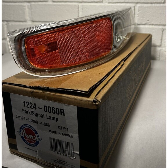 eagle eyes parking lamp 99-02 silverado 00-06 Suburban/Tahoe right side - Picture 7 of 10